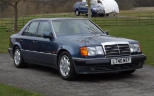 Mercedes-Benz 500E